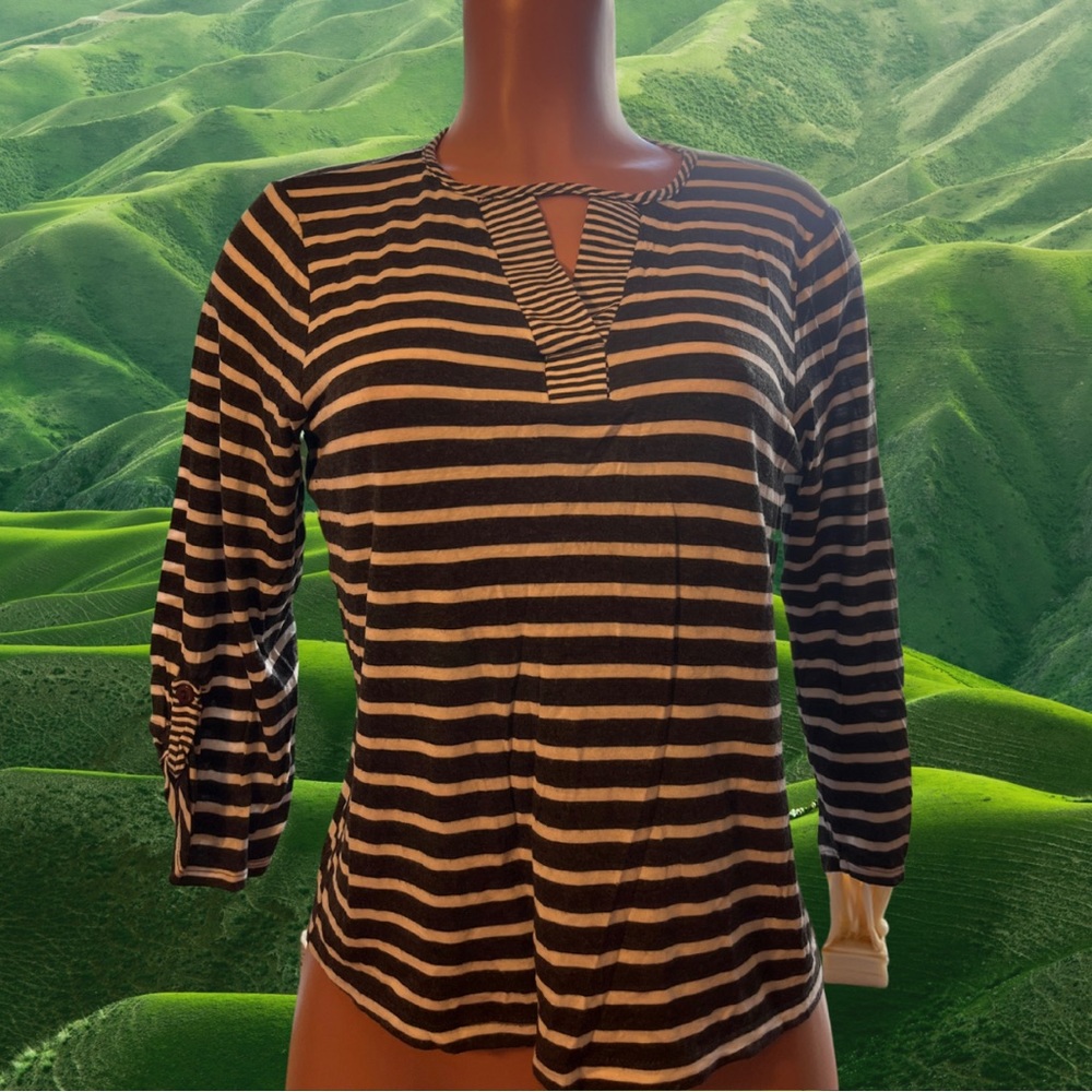 GRUNGE STRIPED WOMEN’S TOP 🐺🐺⚪️